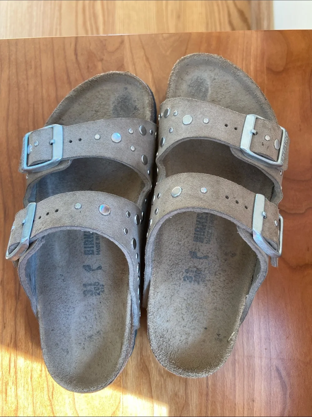 Birkenstock Kids Taupe Suede Double Buckle Stud Sandals size 31